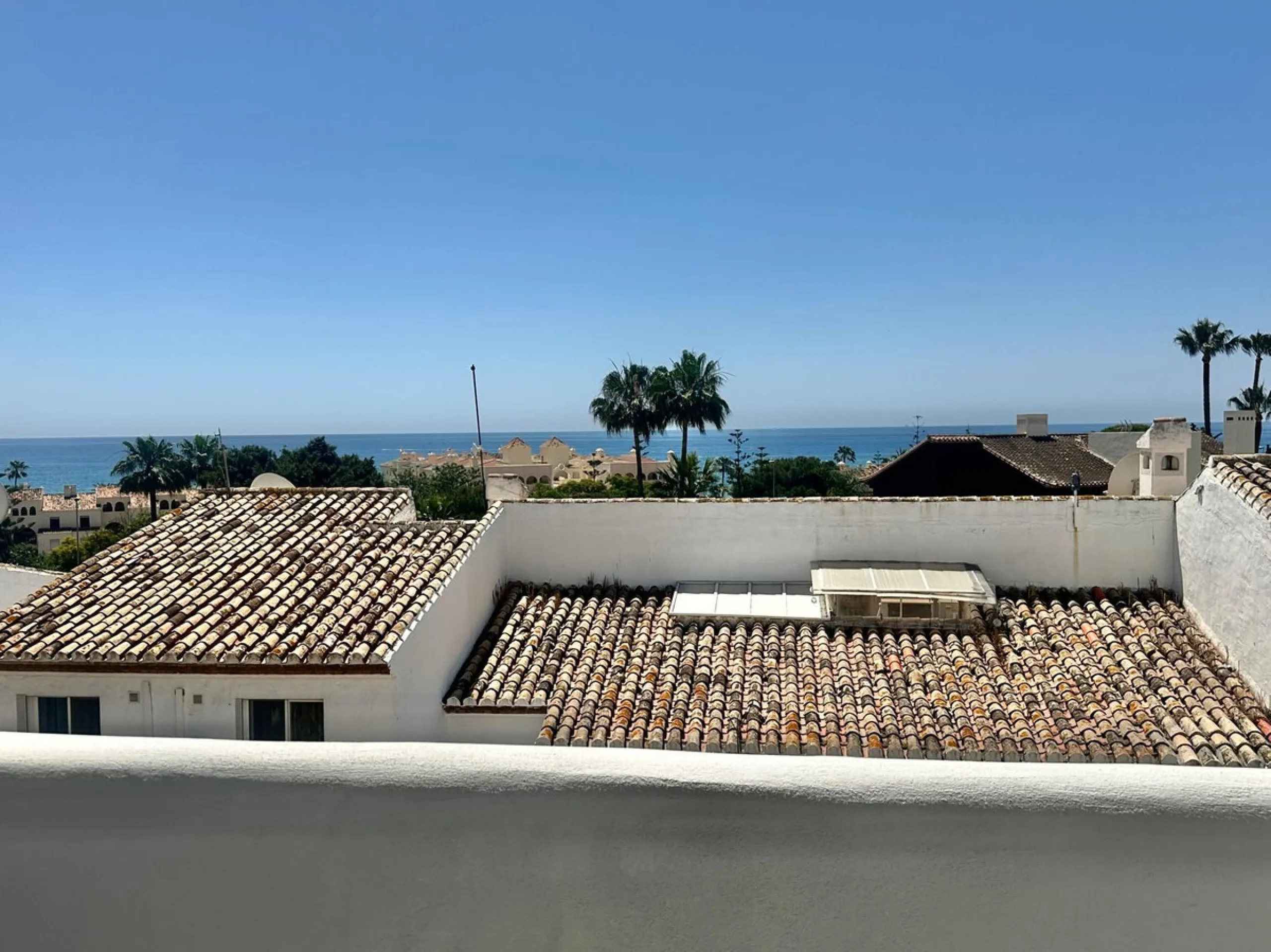 Apartment - Middle Floor Apartment в продаже в Mijas, Málaga. В доме 2 спален и 2 ванных комнат. Площадь дома 75 м²