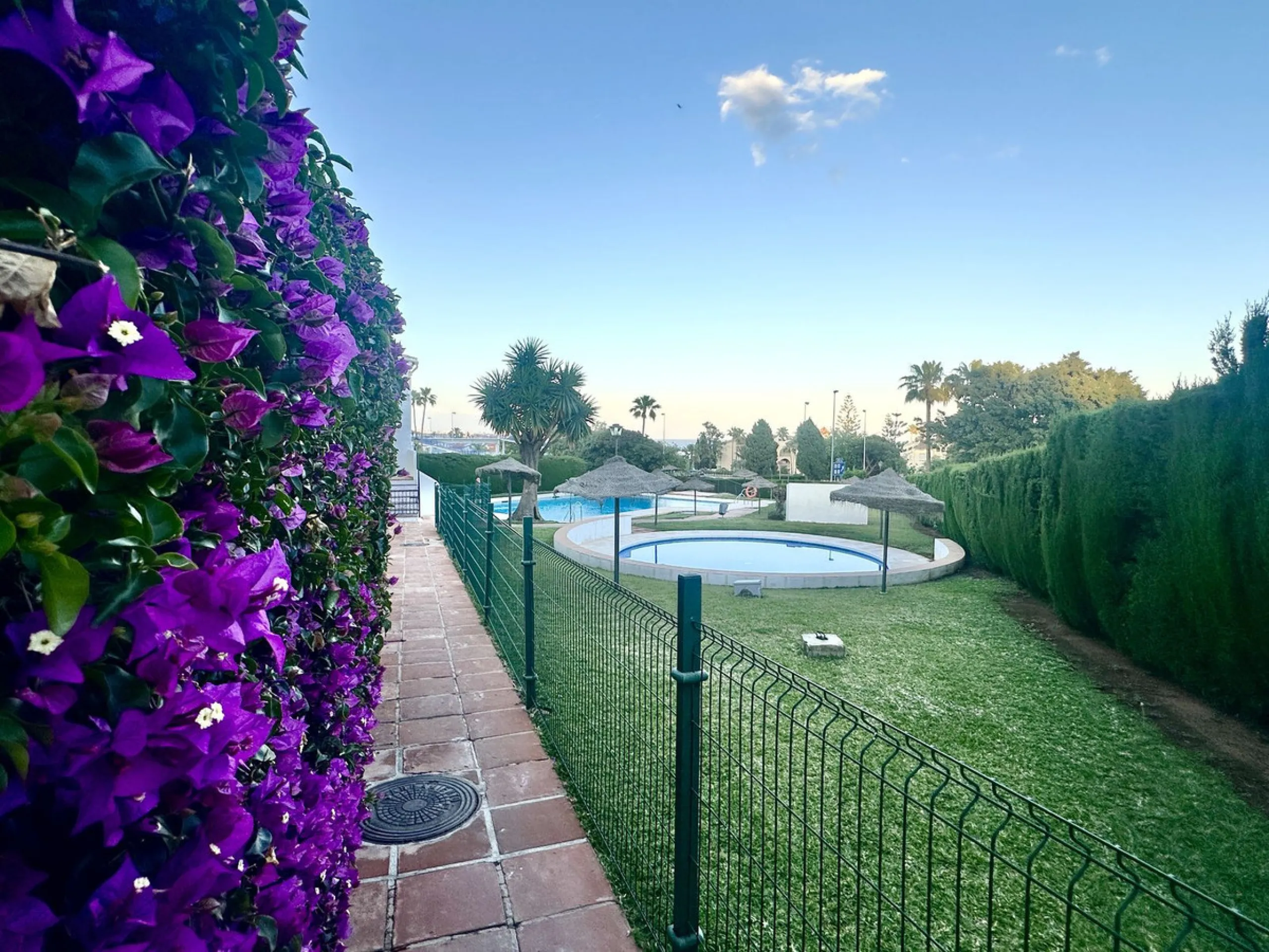 Apartment - Middle Floor Apartment в продаже в Mijas, Málaga. В доме 2 спален и 2 ванных комнат. Площадь дома 75 м²