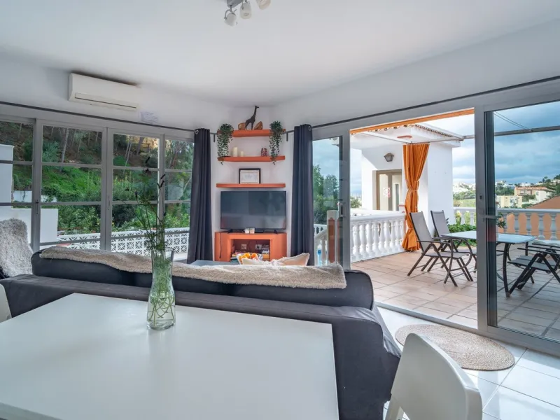 House - Detached Villa в продаже в Málaga, Málaga. В доме 7 спален и 5 ванных комнат. Площадь дома 371 м²