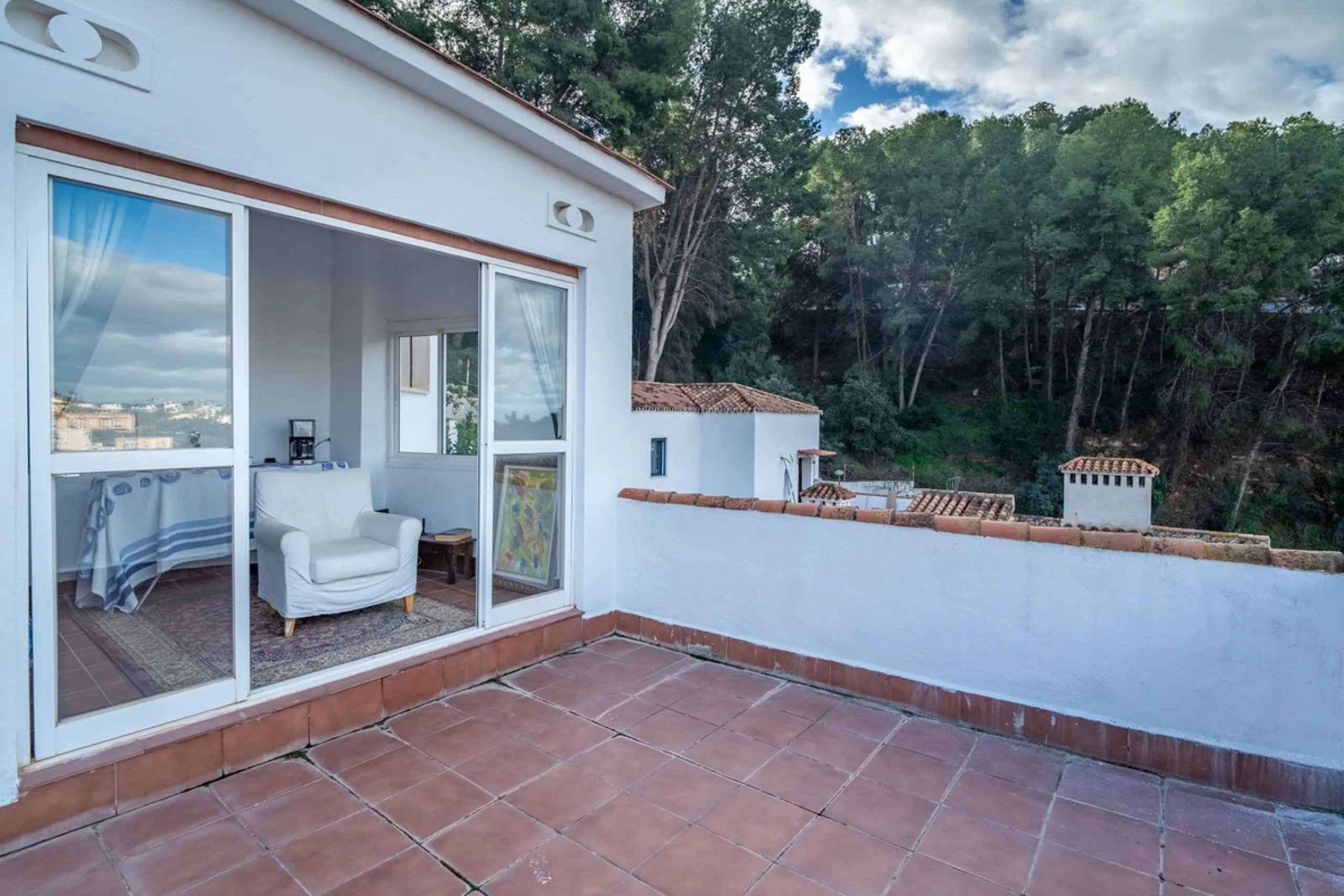House - Detached Villa в продаже в Málaga, Málaga. В доме 7 спален и 5 ванных комнат. Площадь дома 371 м²