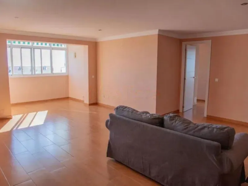 Апартамент средний этаж, San Pedro de Alcántara, Costa del Sol