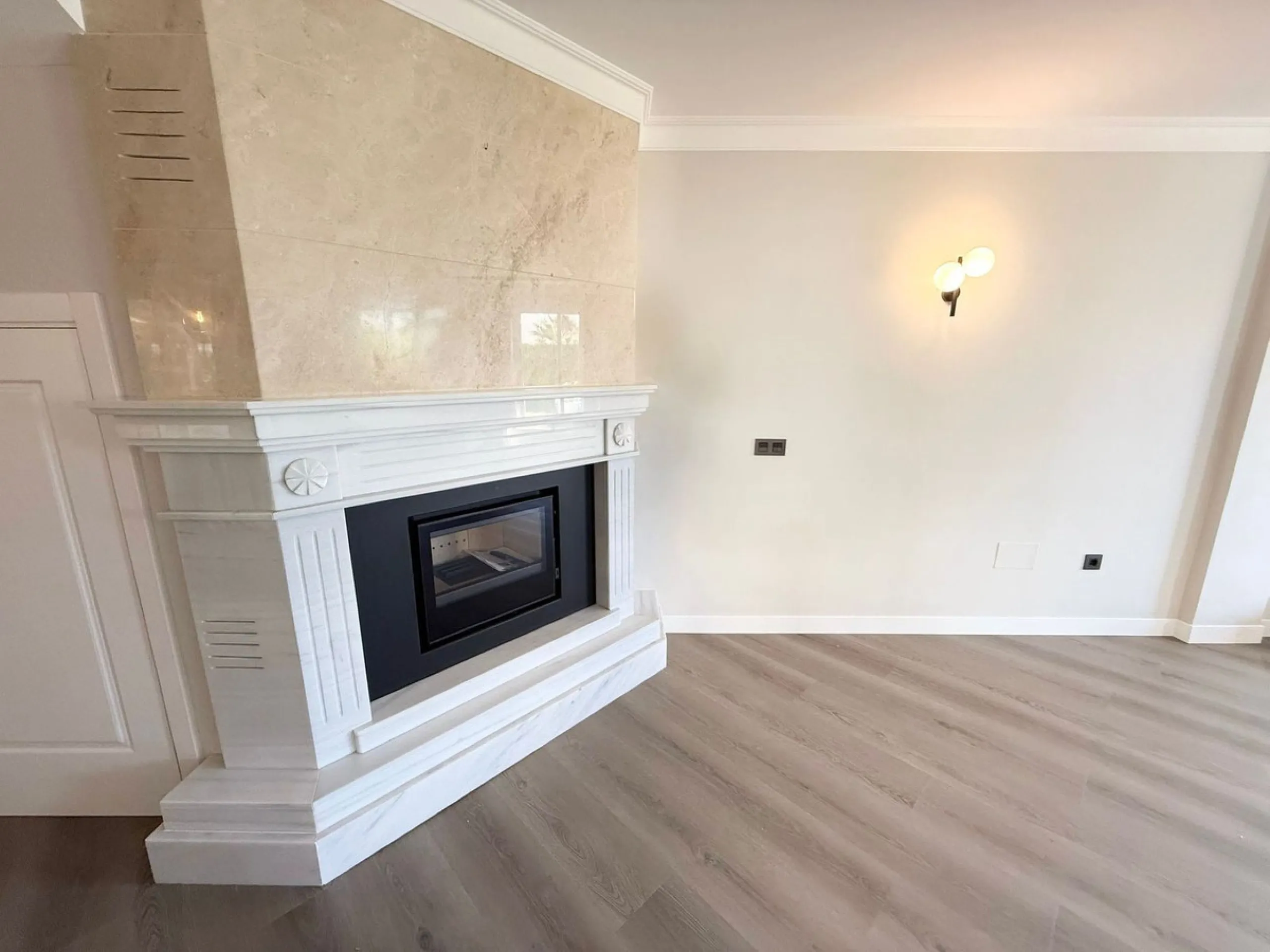 Charming  townhouse for long-term rent in the El Paraíso area!