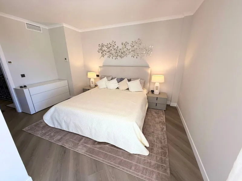 Charming  townhouse for long-term rent in the El Paraíso area!