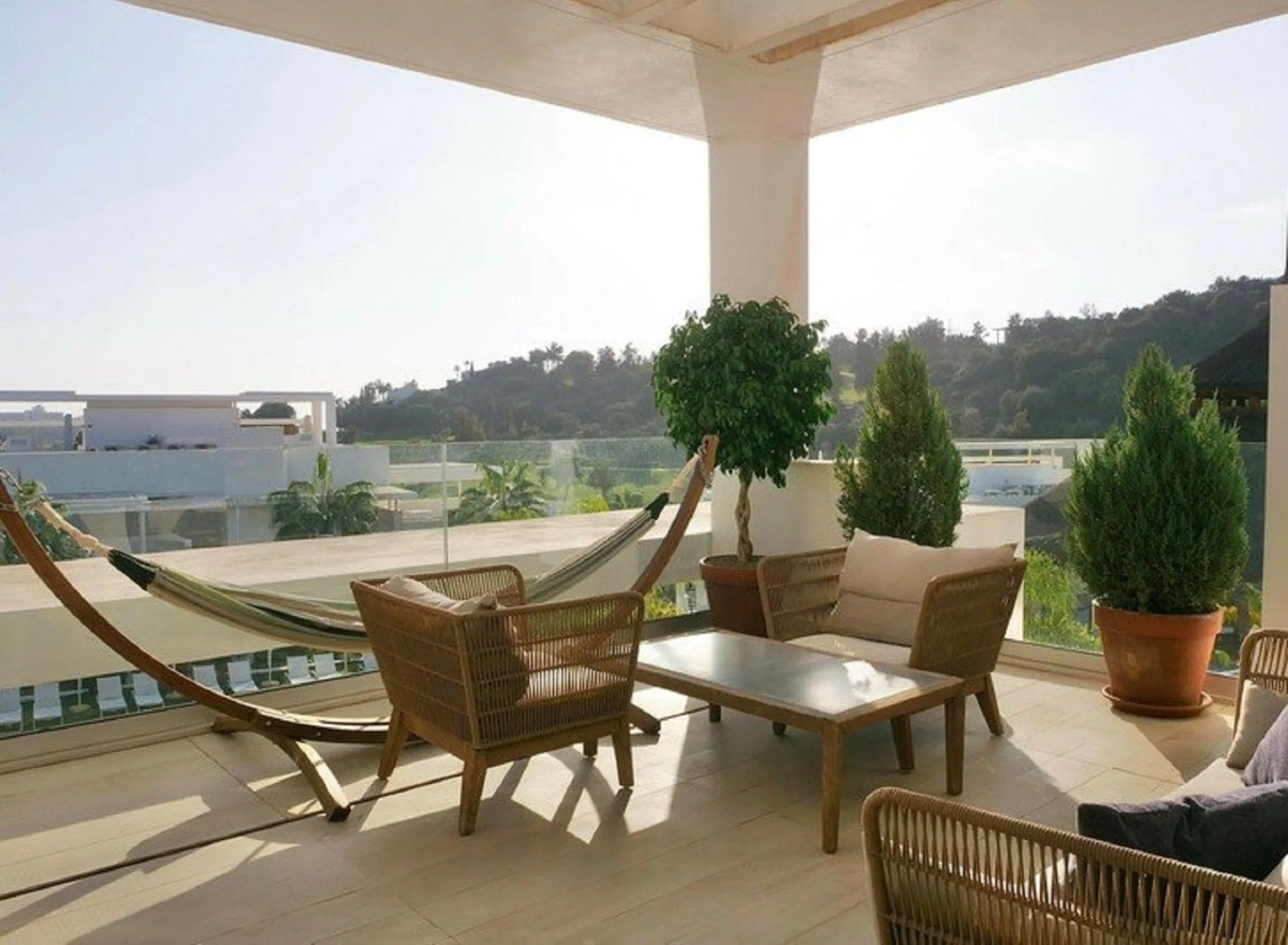 Magnificent 3-Bedroom Penthouse with Panoramic Sea & Golf Views!