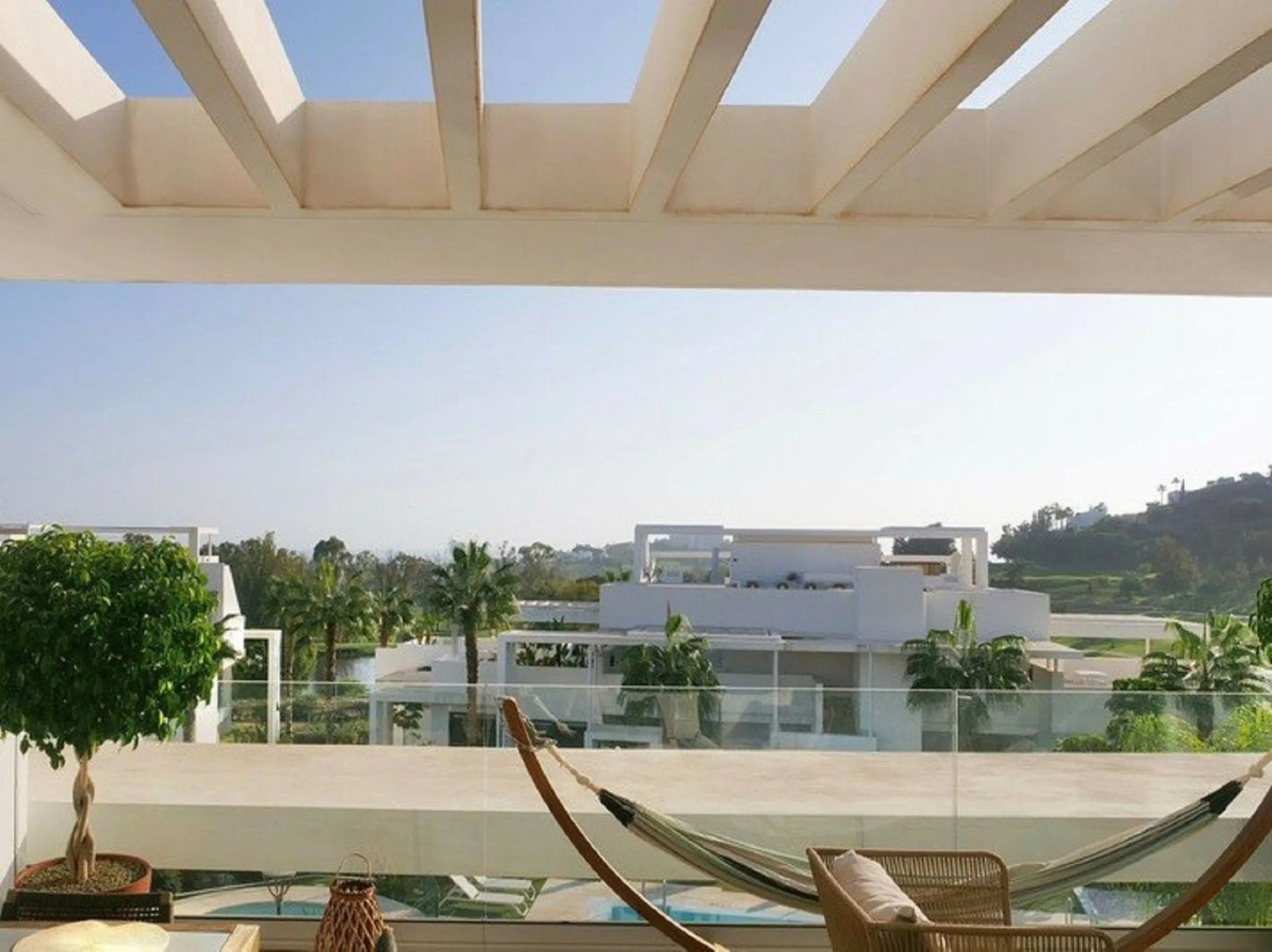 Magnificent 3-Bedroom Penthouse with Panoramic Sea & Golf Views!