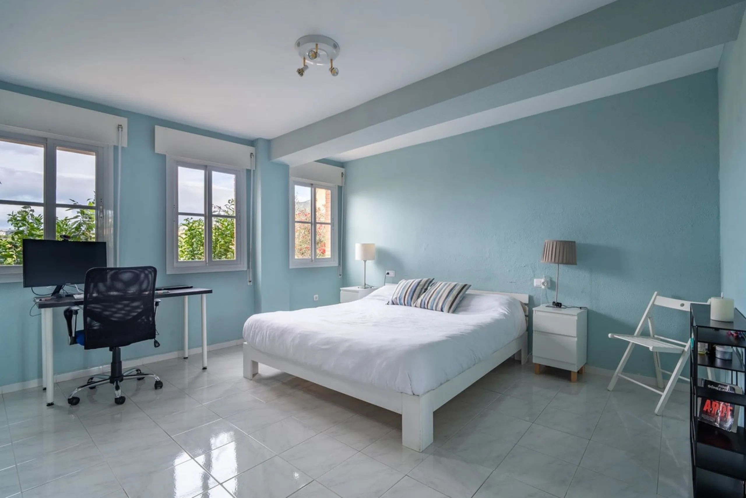 House - Detached Villa в продаже в Málaga, Málaga. В доме 7 спален и 5 ванных комнат. Площадь дома 371 м²