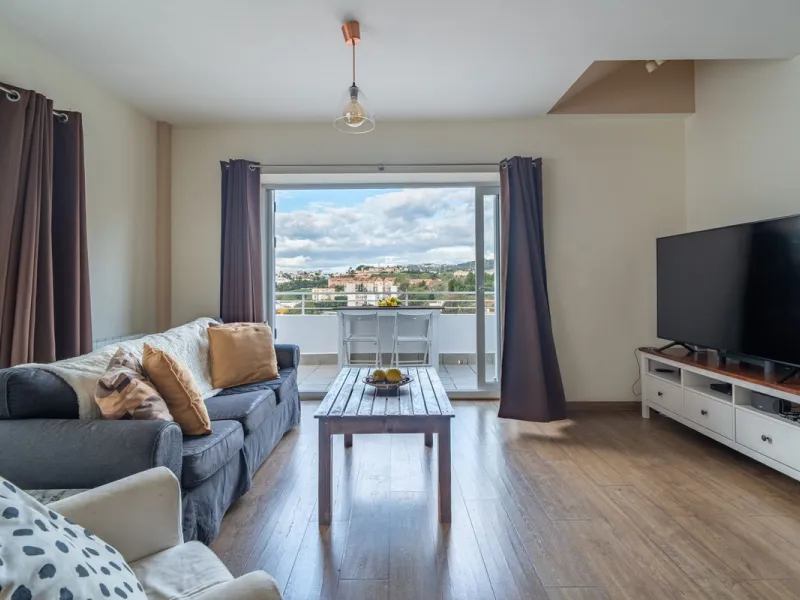 House - Detached Villa в продаже в Málaga, Málaga. В доме 7 спален и 5 ванных комнат. Площадь дома 371 м²