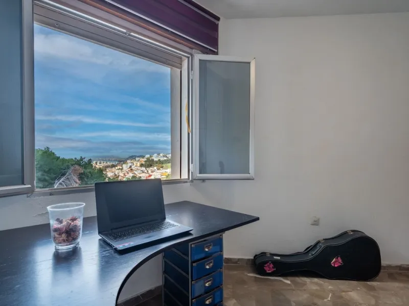 House - Detached Villa в продаже в Málaga, Málaga. В доме 7 спален и 5 ванных комнат. Площадь дома 371 м²