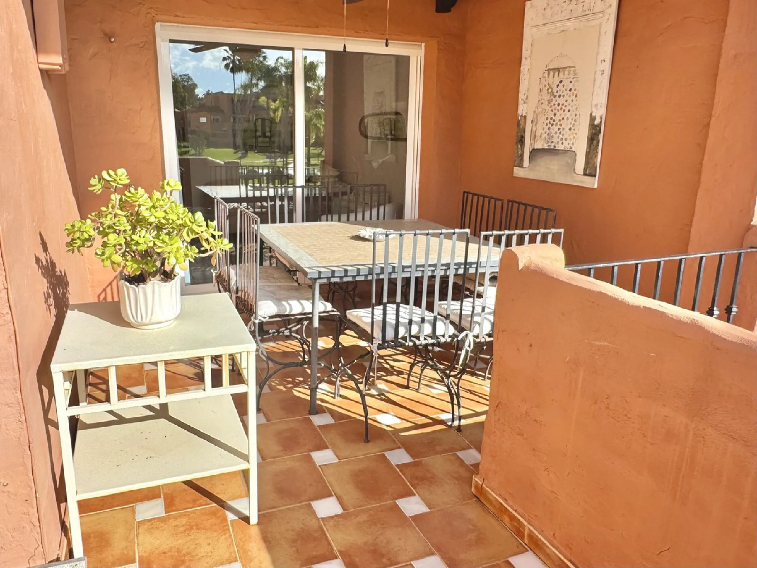 Apartment - Penthouse Duplex в продаже в Marbella, Málaga. В доме 4 спален и 5 ванных комнат. Площадь дома 255 м²