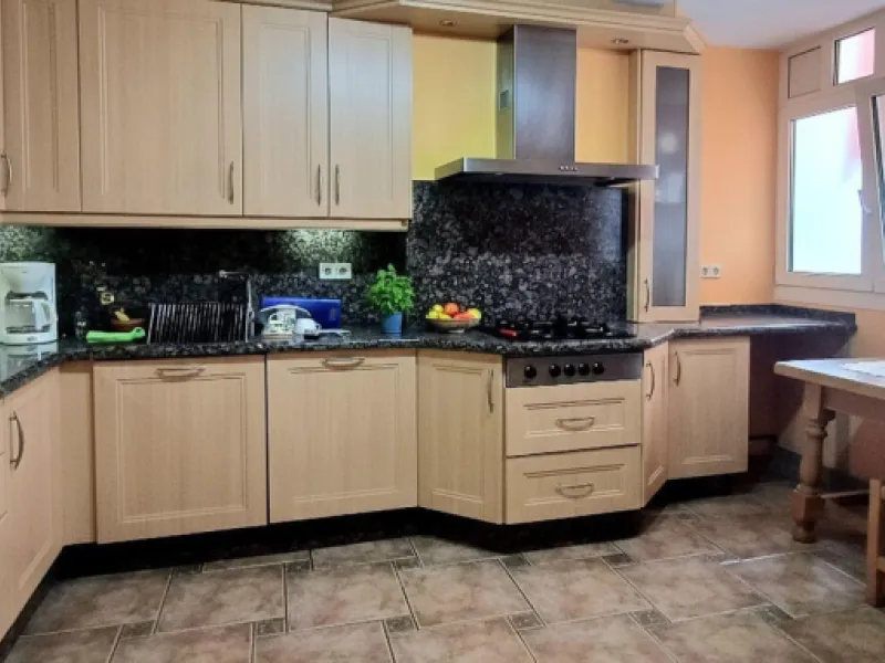Apartment - Middle Floor Apartment в продаже в Fuengirola, Málaga. В доме 3 спален и 2 ванных комнат. Площадь дома 97 м²