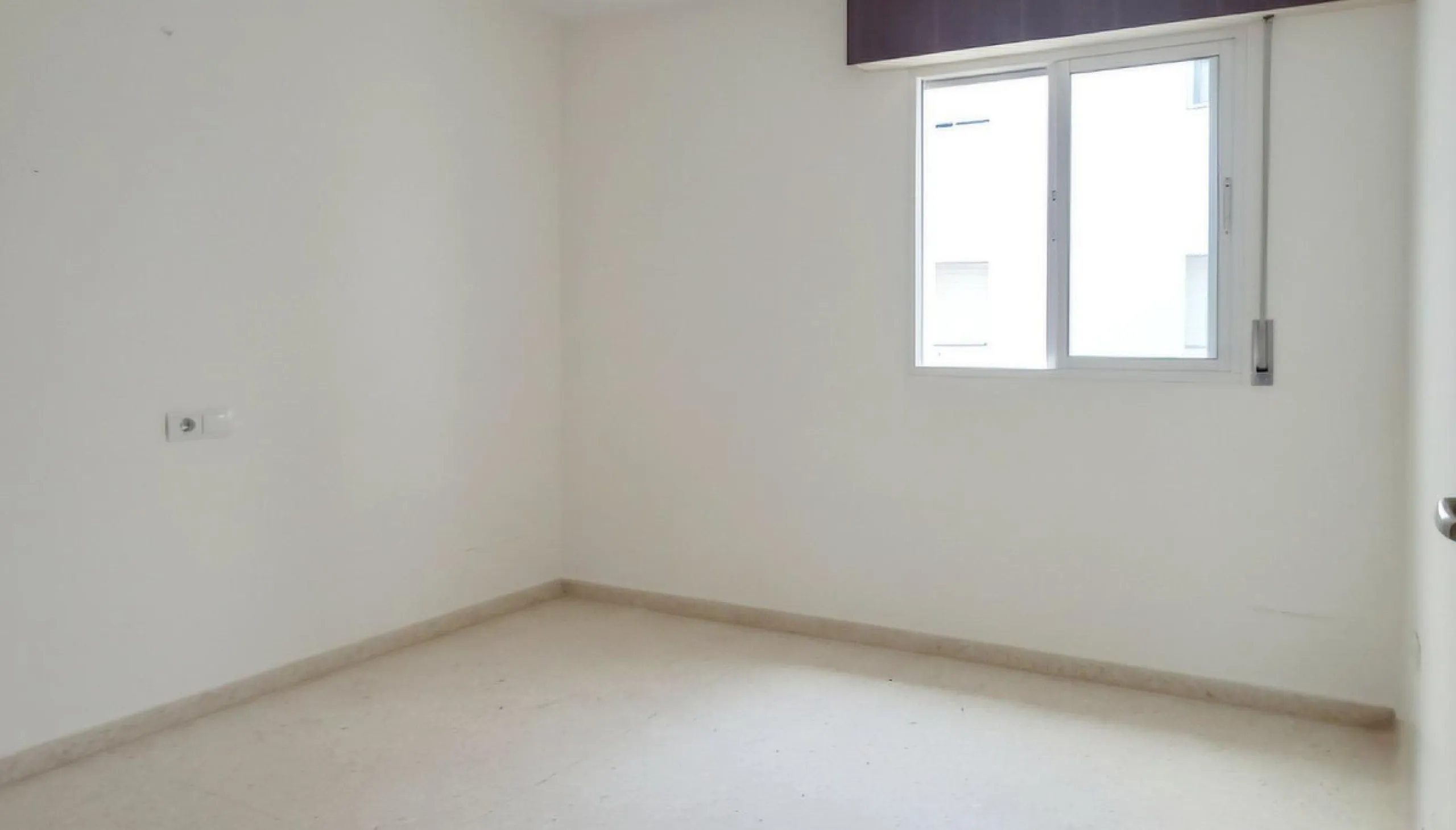 Apartment - Middle Floor Apartment в продаже в Fuengirola, Málaga. В доме 3 спален и 2 ванных комнат. Площадь дома 97 м²