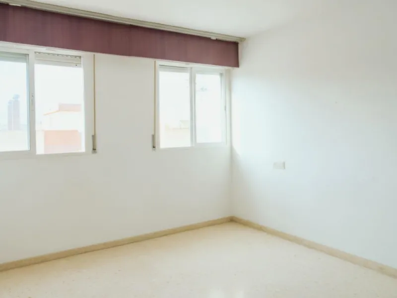 Apartment - Middle Floor Apartment в продаже в Fuengirola, Málaga. В доме 3 спален и 2 ванных комнат. Площадь дома 97 м²