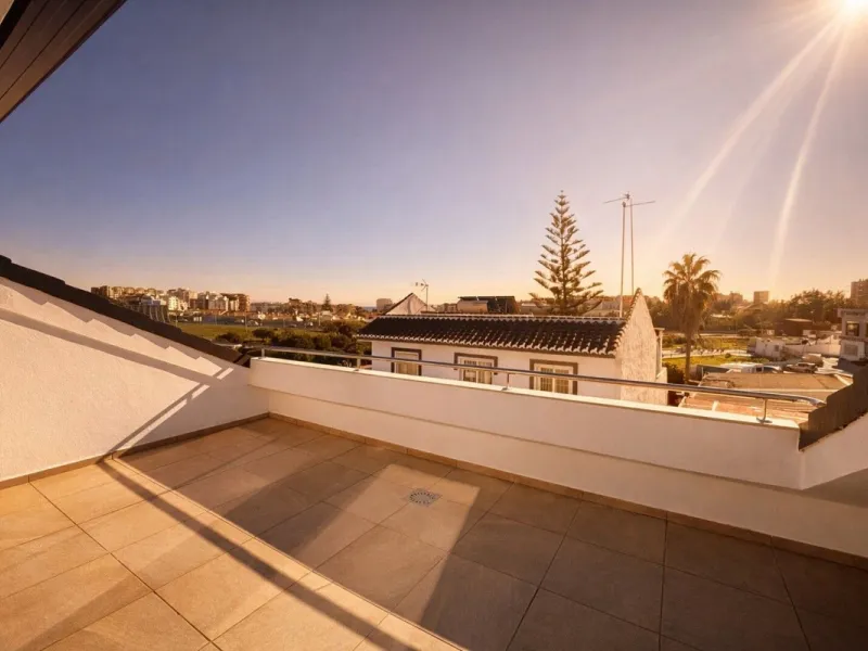 Penthouse in La Calerita, Fuengirola – 3 Bedrooms and 3 Bathrooms