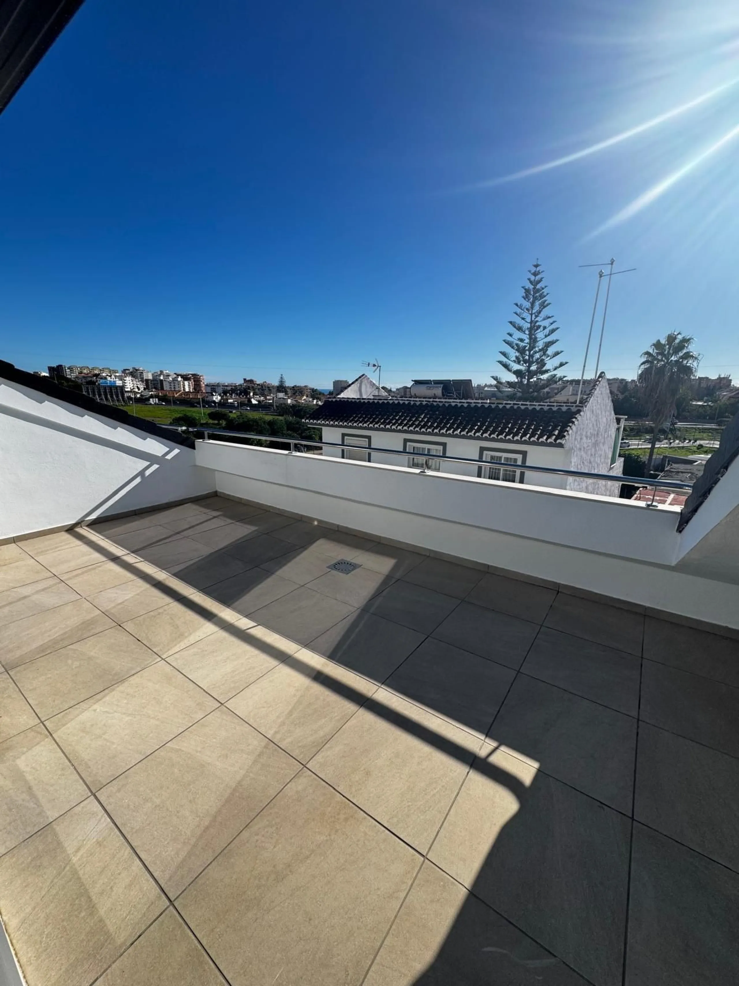 Penthouse in La Calerita, Fuengirola – 3 Bedrooms and 3 Bathrooms