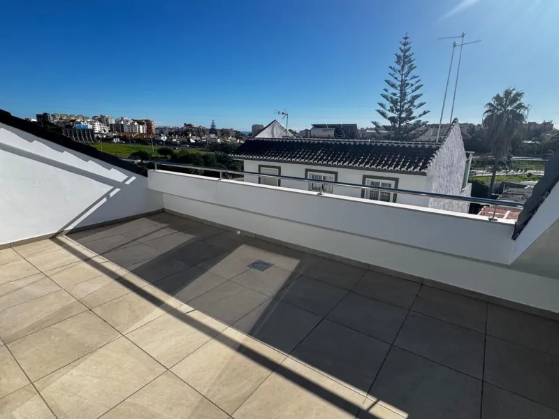 Penthouse in La Calerita, Fuengirola – 3 Bedrooms and 3 Bathrooms