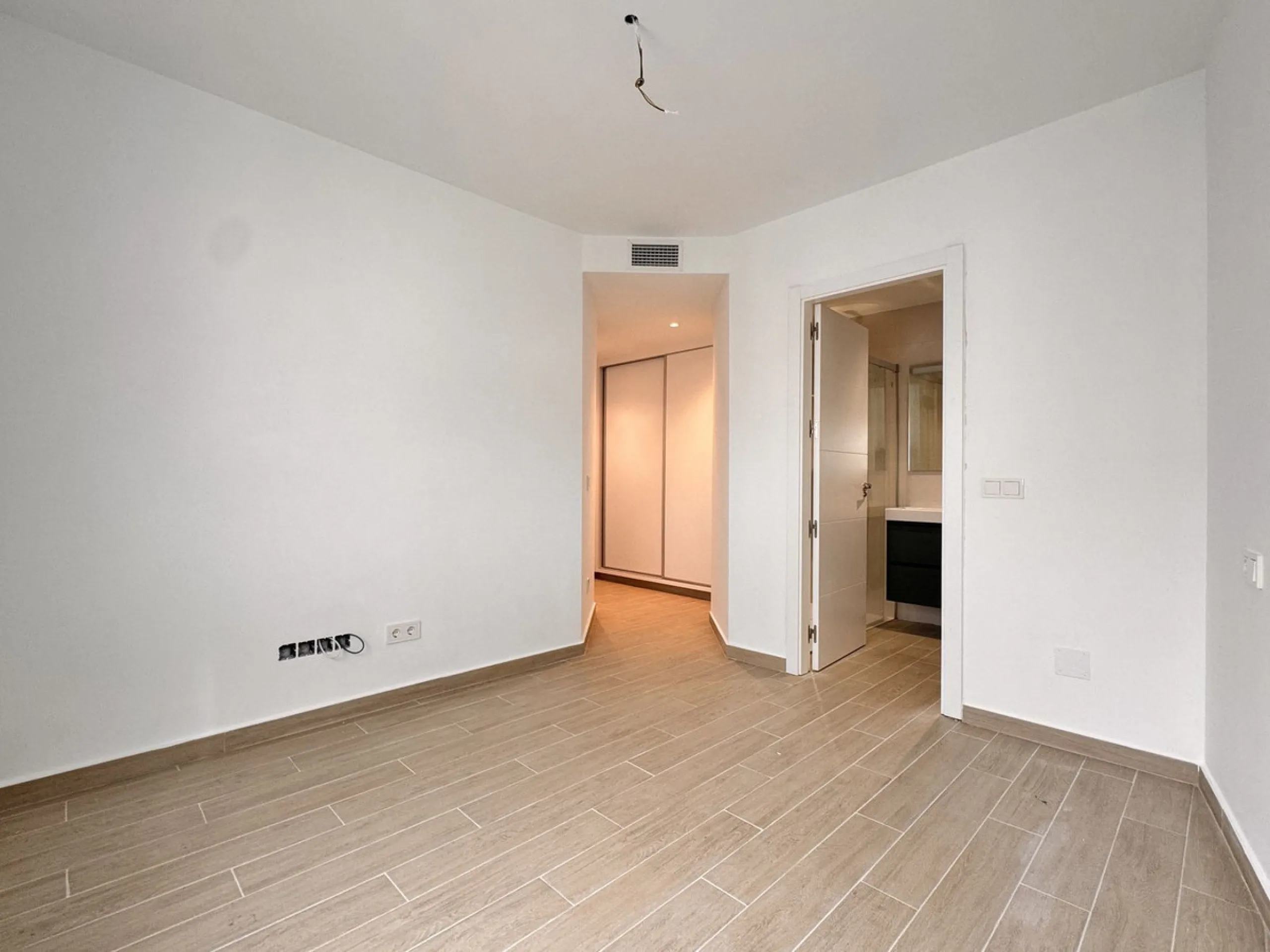 Penthouse in La Calerita, Fuengirola – 3 Bedrooms and 3 Bathrooms