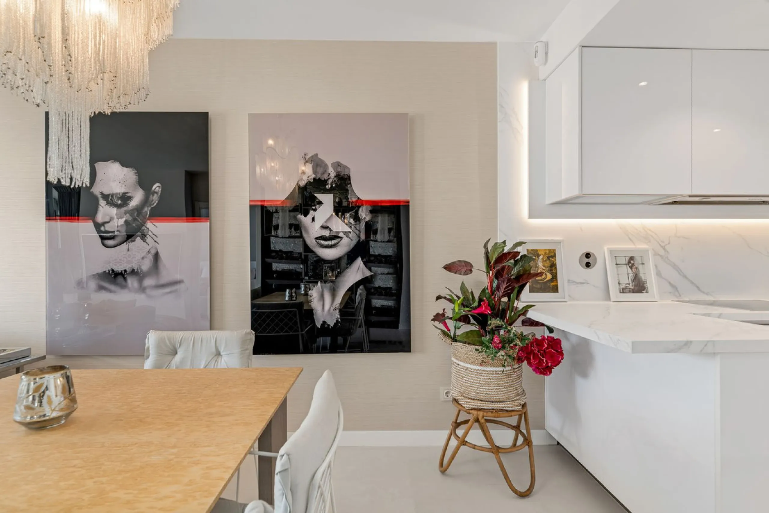 Apartment - Middle Floor Apartment в продаже в Marbella, Málaga. В доме 3 спален и 2 ванных комнат. Площадь дома 150 м²