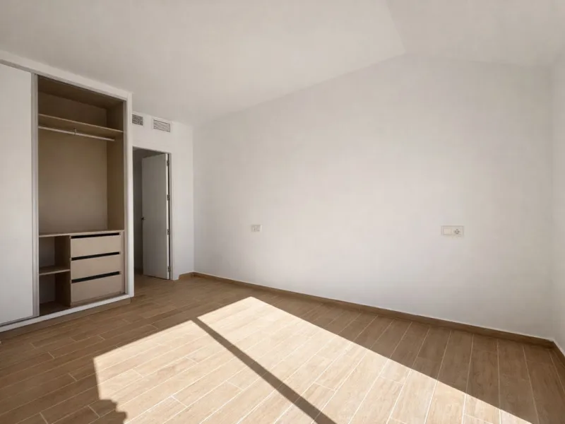 Penthouse in La Calerita, Fuengirola – 3 Bedrooms and 3 Bathrooms