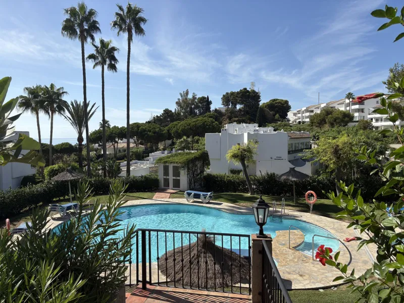 A beautiful second-floor apartment with a wonderful terrace and SEA VIEWS – the perfect vacation spot!