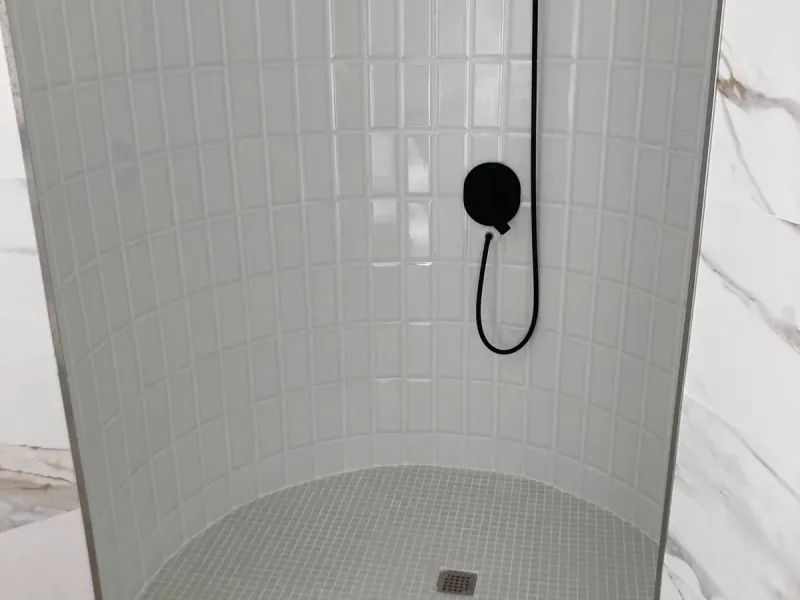 Apartment - Top Floor Apartment в продаже в Torremolinos, Málaga. В доме 2 спален и 1 ванных комнат. Площадь дома 60 м²