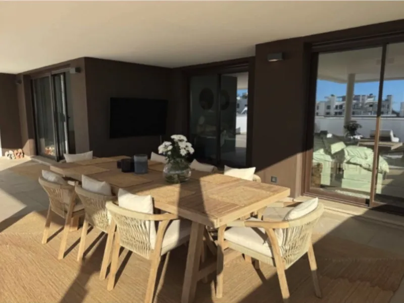 Stunning Modern 3-Bedroom Apartment with Sea Views and Expansive 115 m² Terrace in South Place, Las Mesas – Estepona