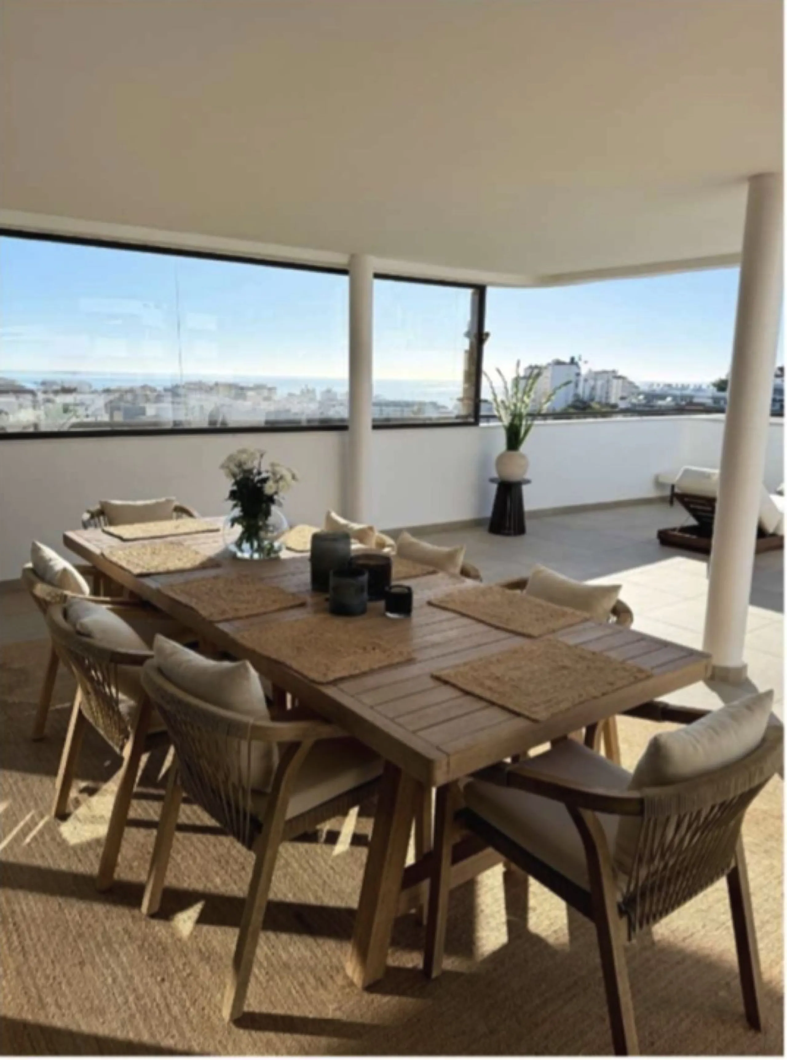 Stunning Modern 3-Bedroom Apartment with Sea Views and Expansive 115 m² Terrace in South Place, Las Mesas – Estepona
