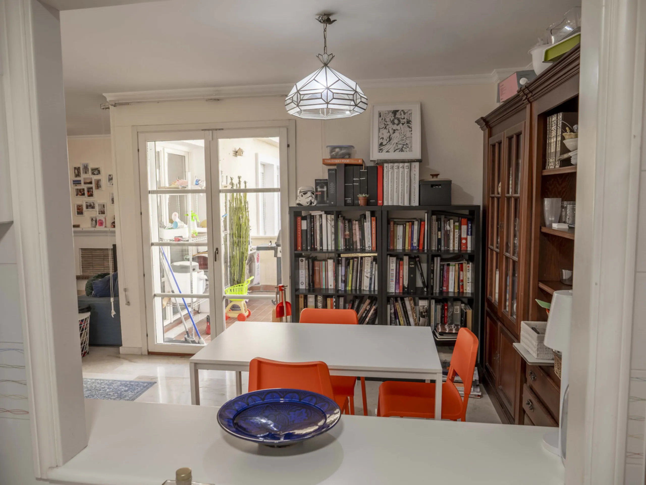 Apartment - Middle Floor Apartment в продаже в Estepona, Málaga. В доме 3 спален и 2 ванных комнат. Площадь дома 141 м²
