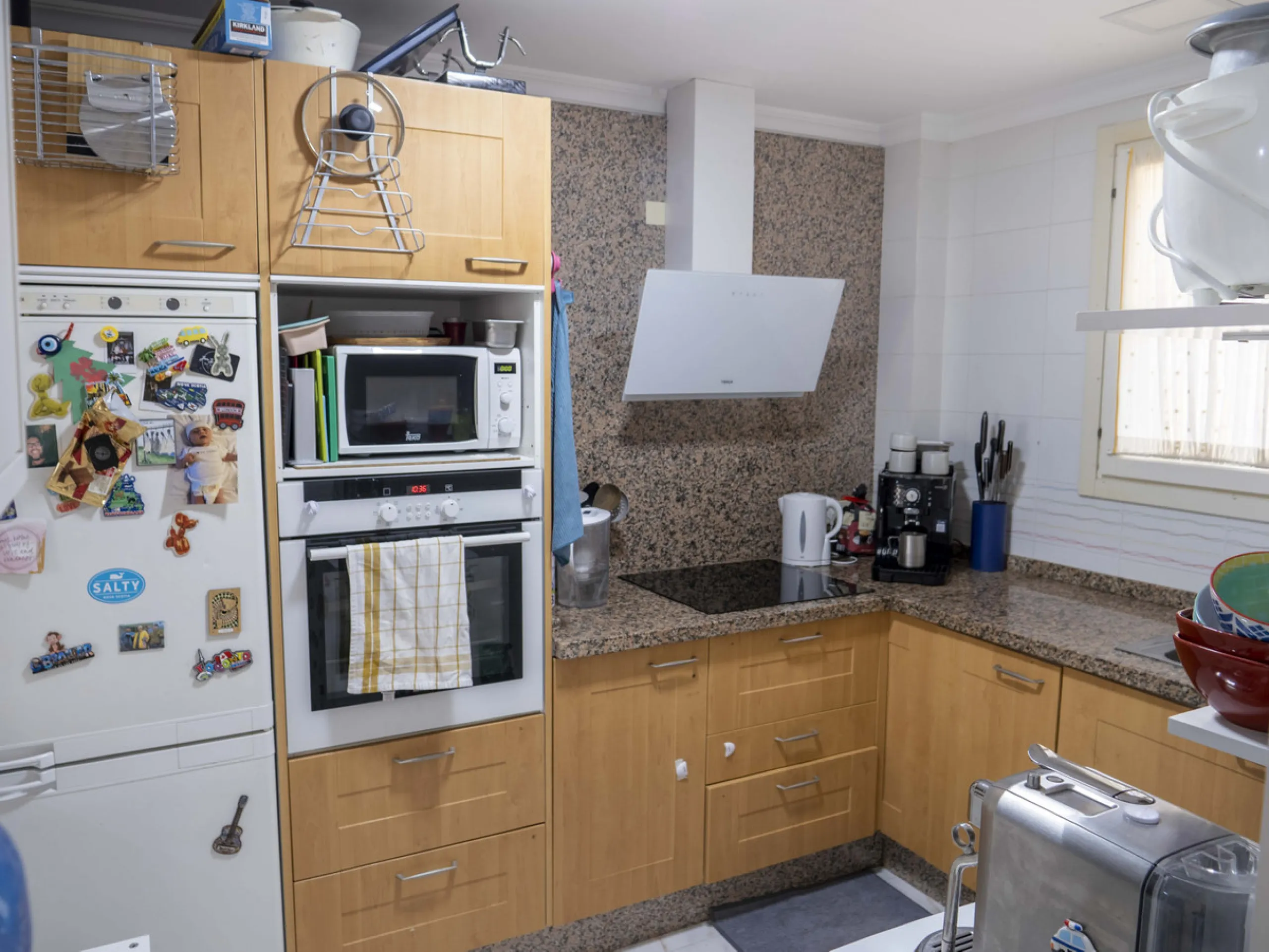Apartment - Middle Floor Apartment в продаже в Estepona, Málaga. В доме 3 спален и 2 ванных комнат. Площадь дома 141 м²