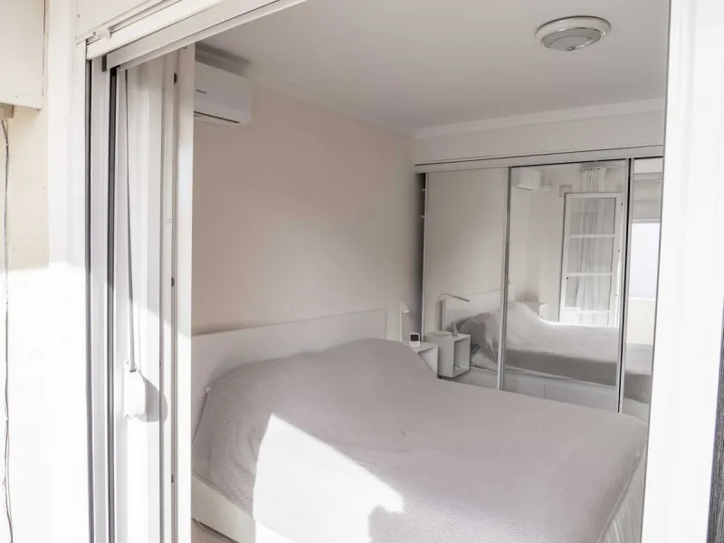 Apartment - Middle Floor Apartment в продаже в Estepona, Málaga. В доме 3 спален и 2 ванных комнат. Площадь дома 141 м²