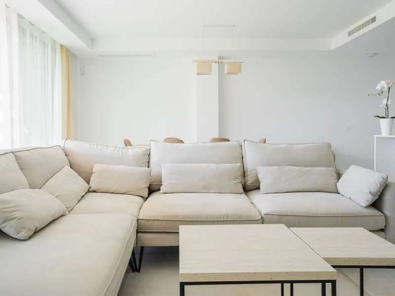 Elegant modern townhouse 500 m from the sea: comfort, style, and nature