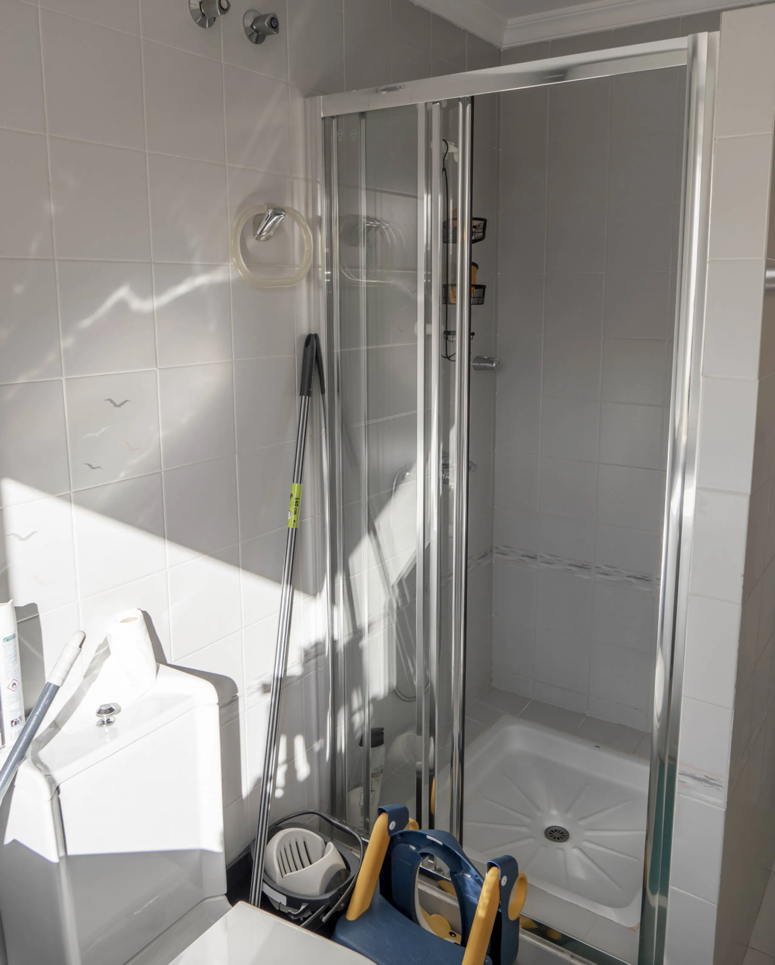 Apartment - Middle Floor Apartment в продаже в Estepona, Málaga. В доме 3 спален и 2 ванных комнат. Площадь дома 141 м²