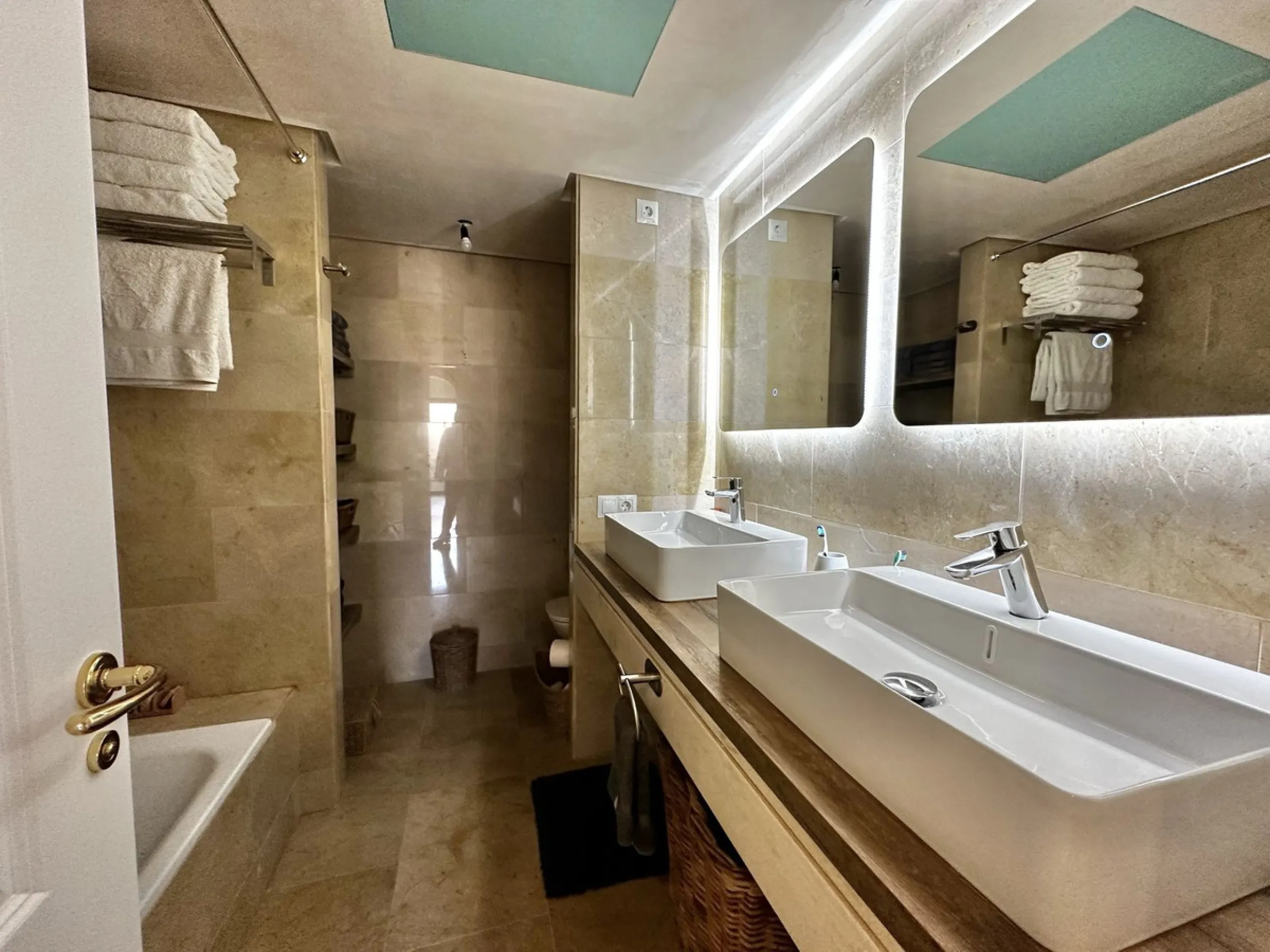 Stunning refurbished corner penthouse for sale in Coto Real La Duquesa, offering a rare opportunity to own a luxury three bedroom penthouse on the Costa del Sol. This exceptional property features panoramic sea views and golf views, making it an ideal cho