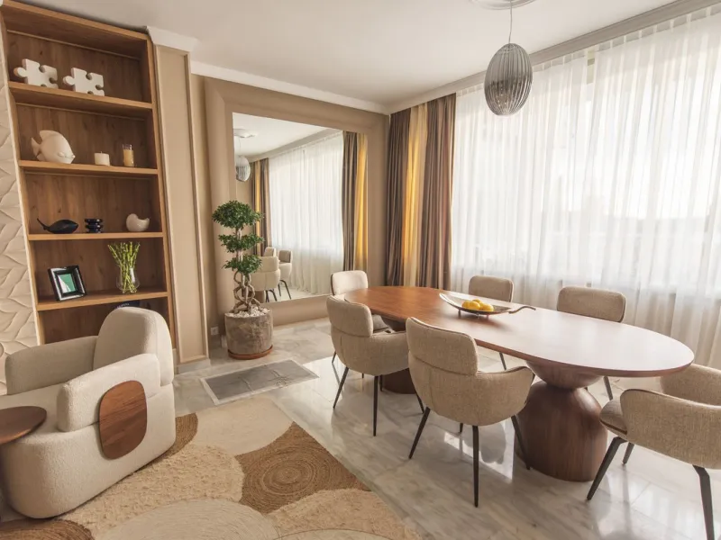 Discover this elegant, fully renovated west-facing townhouse, located in a quiet and well-maintained residential area in the heart of Aloha.