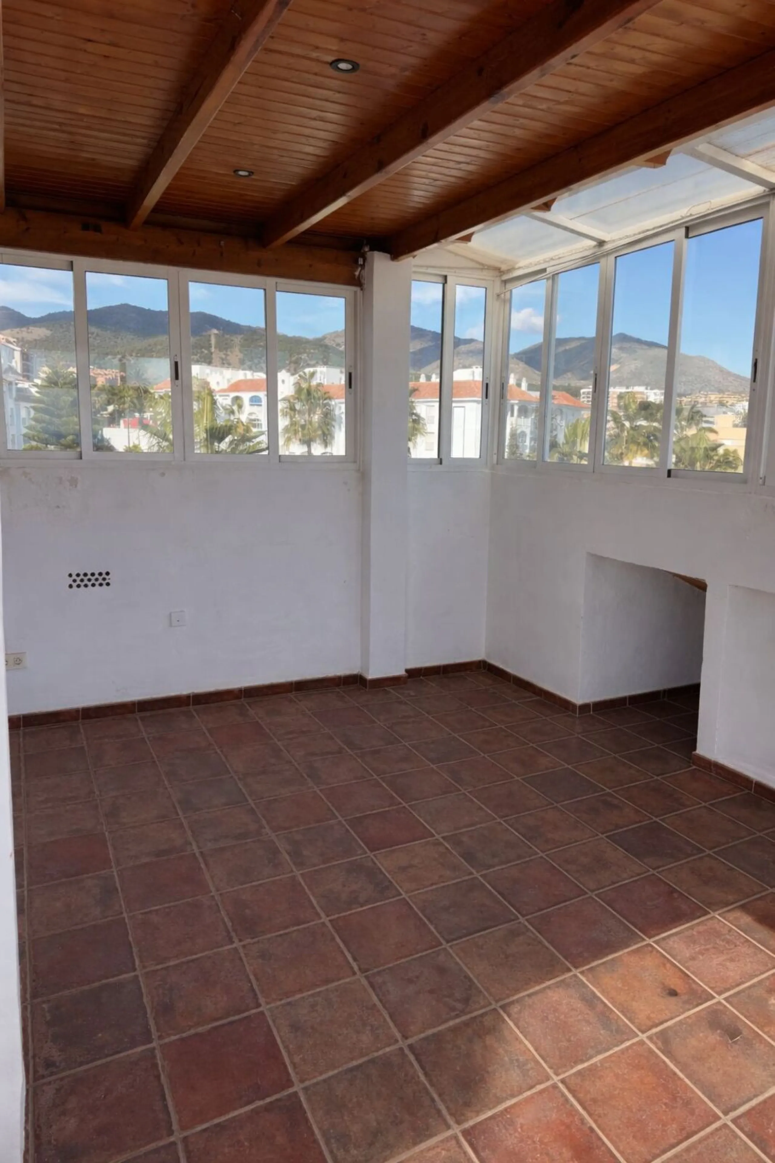 Exclusive duplex penthouse in El Pinillo – Space, light and tranquility ✨