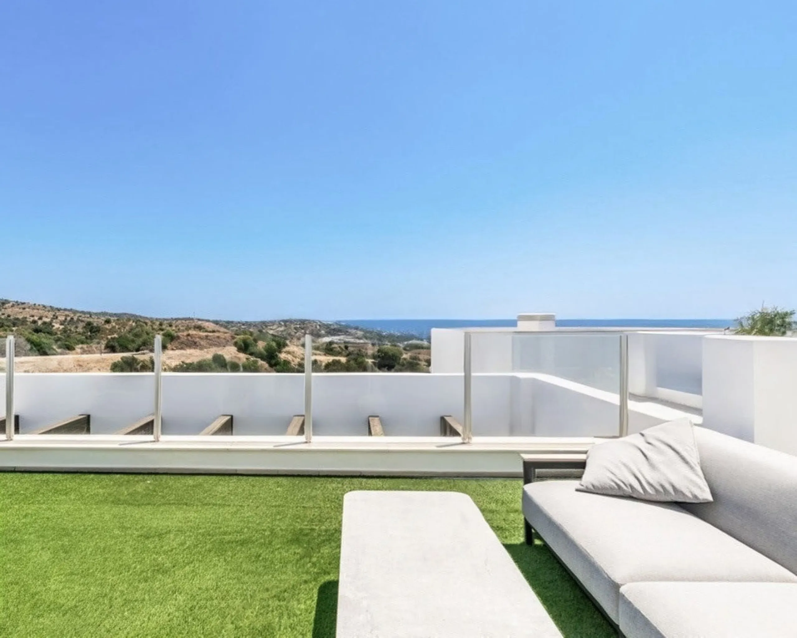 Apartment - Penthouse в продаже в Marbella, Málaga. В доме 3 спален и 3 ванных комнат. Площадь дома 195 м²