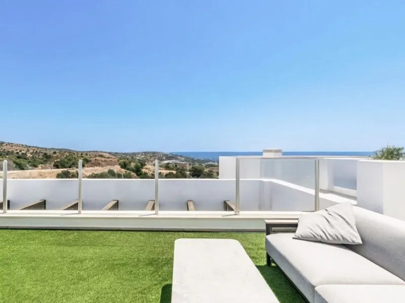 STUNNING Penthouse duplex in the beautiful, newly built Elements, located in Altos de Los Monteros, Marbella, just an 8-minute drive from alluring beaches and the Marbella arch, and a 10-minute drive to La Cañada and the charming Marbella Old Town. This g