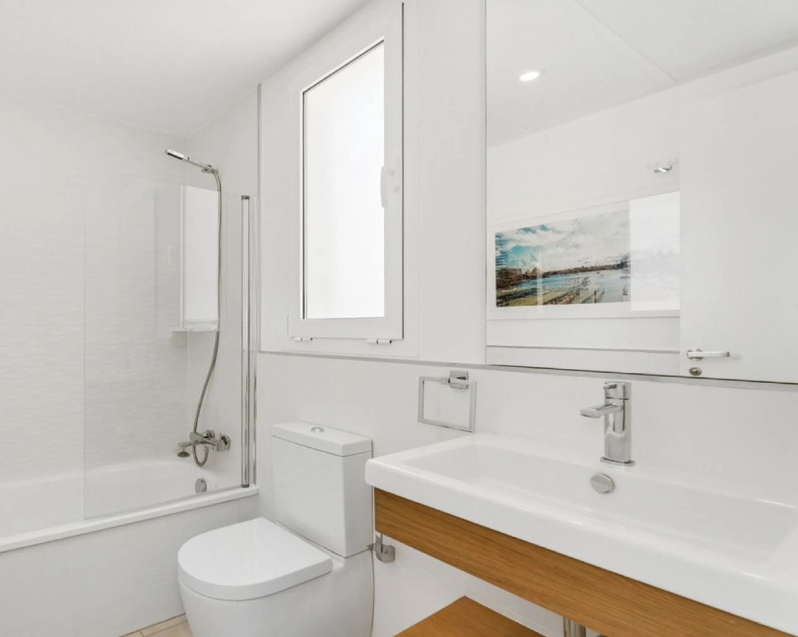 Apartment - Penthouse в продаже в Marbella, Málaga. В доме 3 спален и 3 ванных комнат. Площадь дома 195 м²
