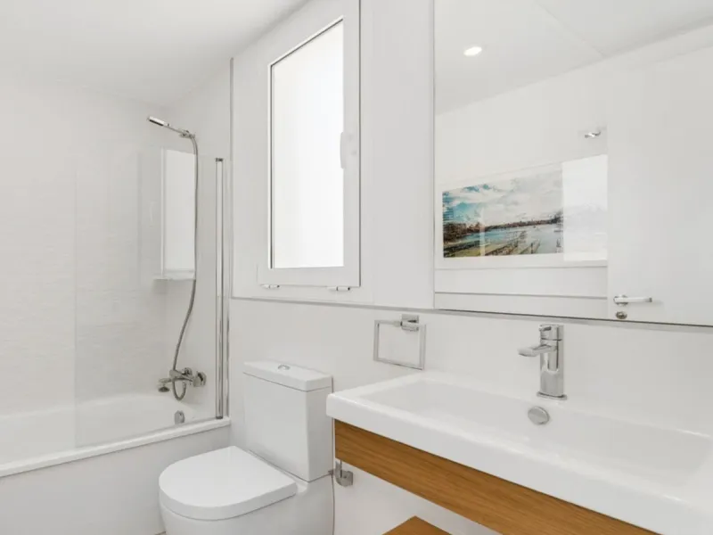 Apartment - Penthouse в продаже в Marbella, Málaga. В доме 3 спален и 3 ванных комнат. Площадь дома 195 м²