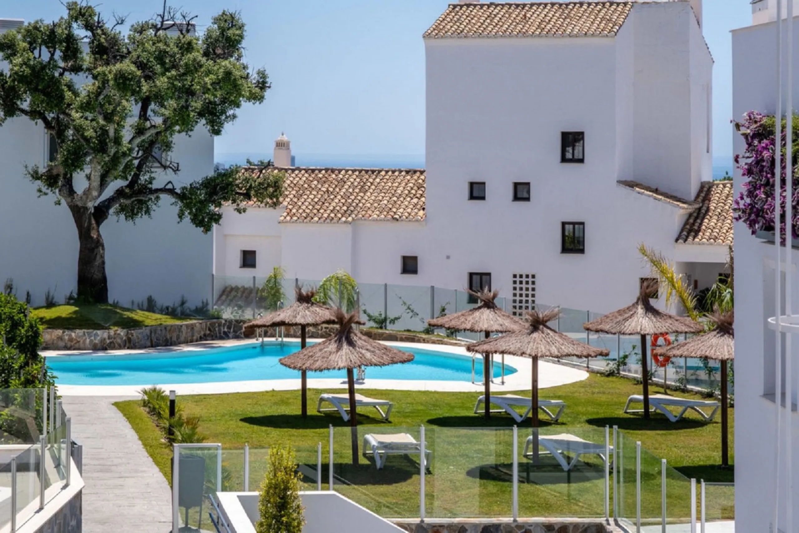 Apartment - Penthouse в продаже в Marbella, Málaga. В доме 3 спален и 3 ванных комнат. Площадь дома 195 м²