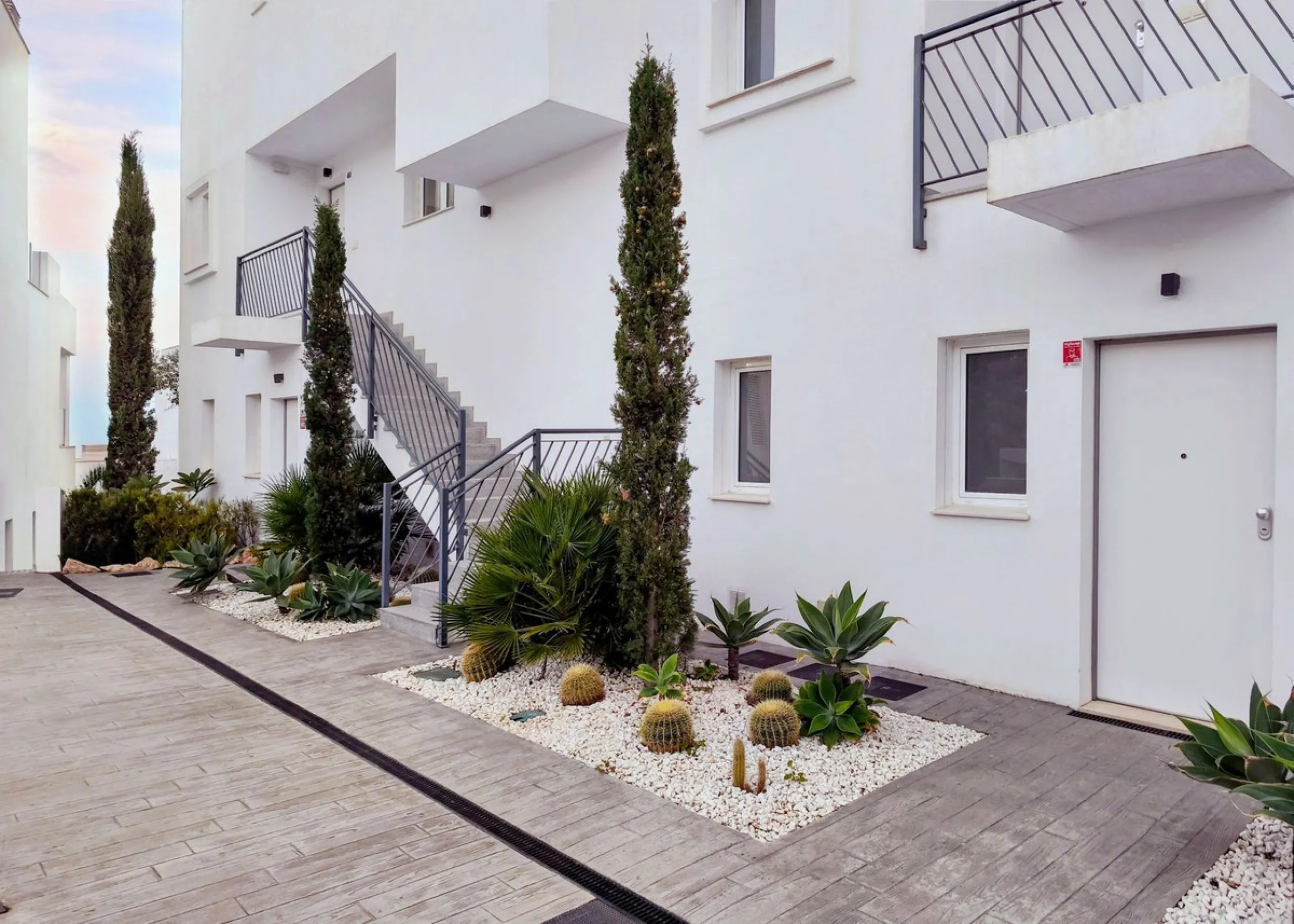 Apartment - Penthouse в продаже в Marbella, Málaga. В доме 3 спален и 3 ванных комнат. Площадь дома 195 м²