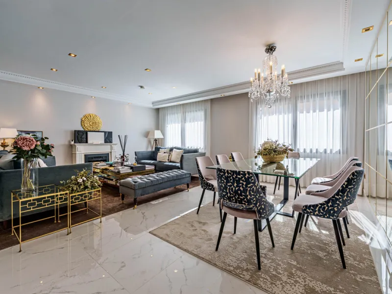 House - Detached Villa в продаже в Málaga, Málaga. В доме 8 спален и 8 ванных комнат. Площадь дома 390 м². Площадь участка 495 м²