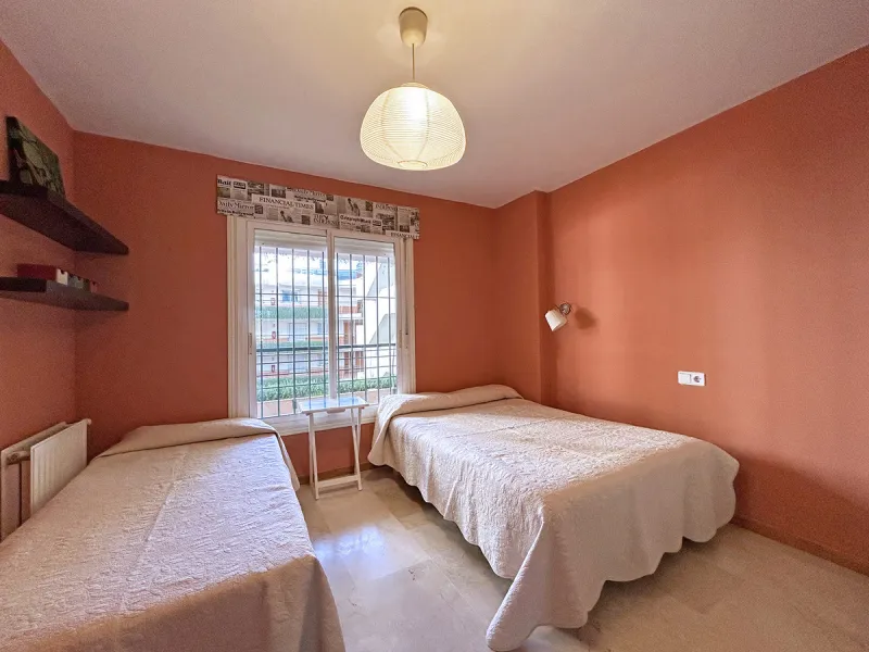 Apartment - Middle Floor Apartment в продаже в Marbella, Málaga. В доме 2 спален и 2 ванных комнат. Площадь дома 114 м²