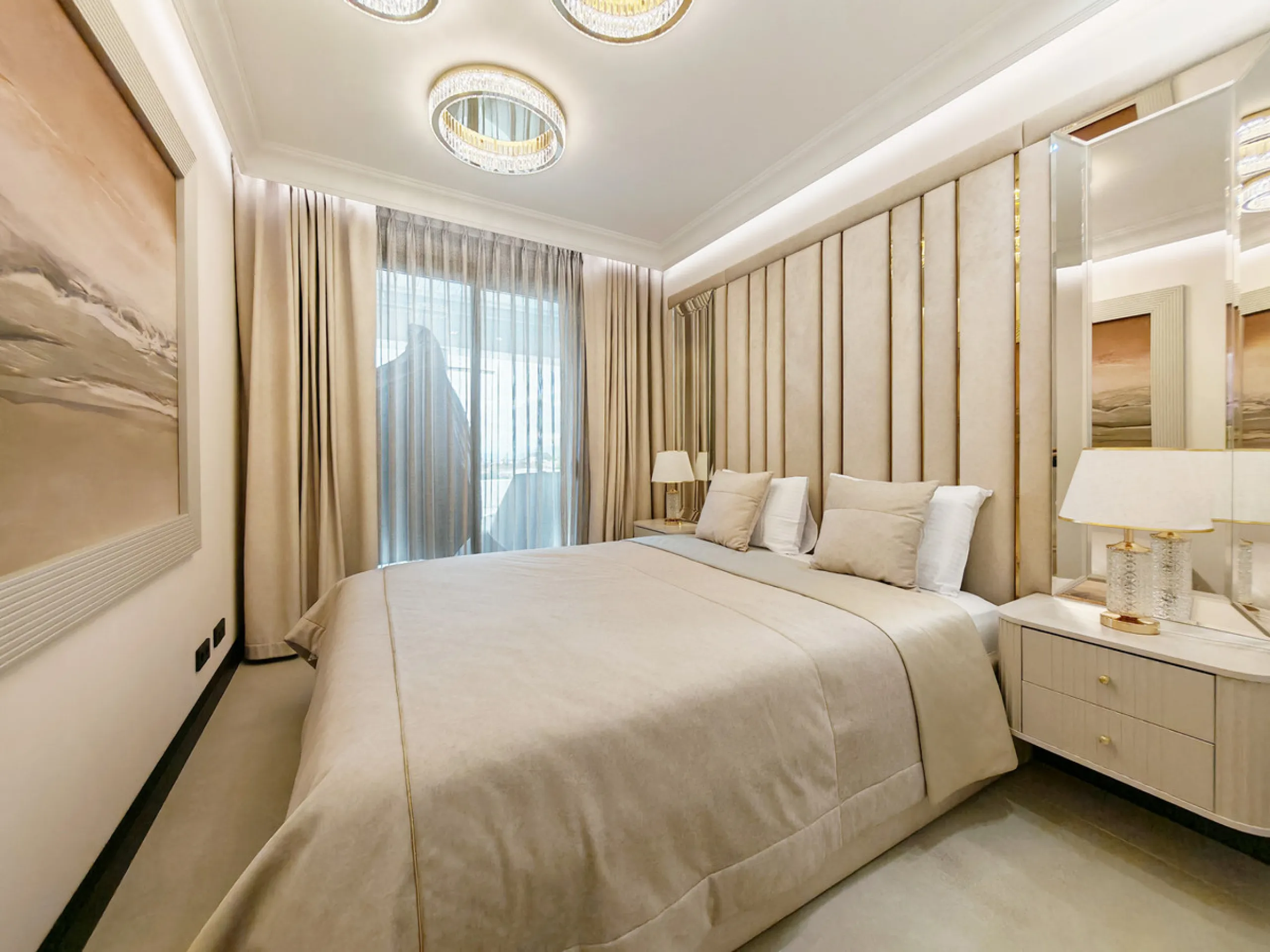 Penthouse for sale in , Marbella with 3 bedrooms, 3 bathrooms, 1 on suite bathroom and with orientation south/west, with communal swimming pool and private garage (2 parking spaces). Regarding property dimensions, it has 247.7 m² built, 114.5 m² interior 