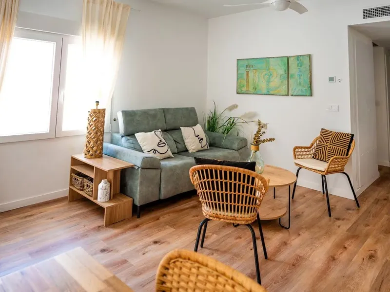 DUPLEX WITH MAGNIFICENT VIEWS - BRAND NEW! Ready to be enjoyed as a primary residence or for holiday rentals (licensed) or long-term stays. Access to the property is independent, via a steep staircase (no elevator) on the 3rd floor. The duplex features a 
