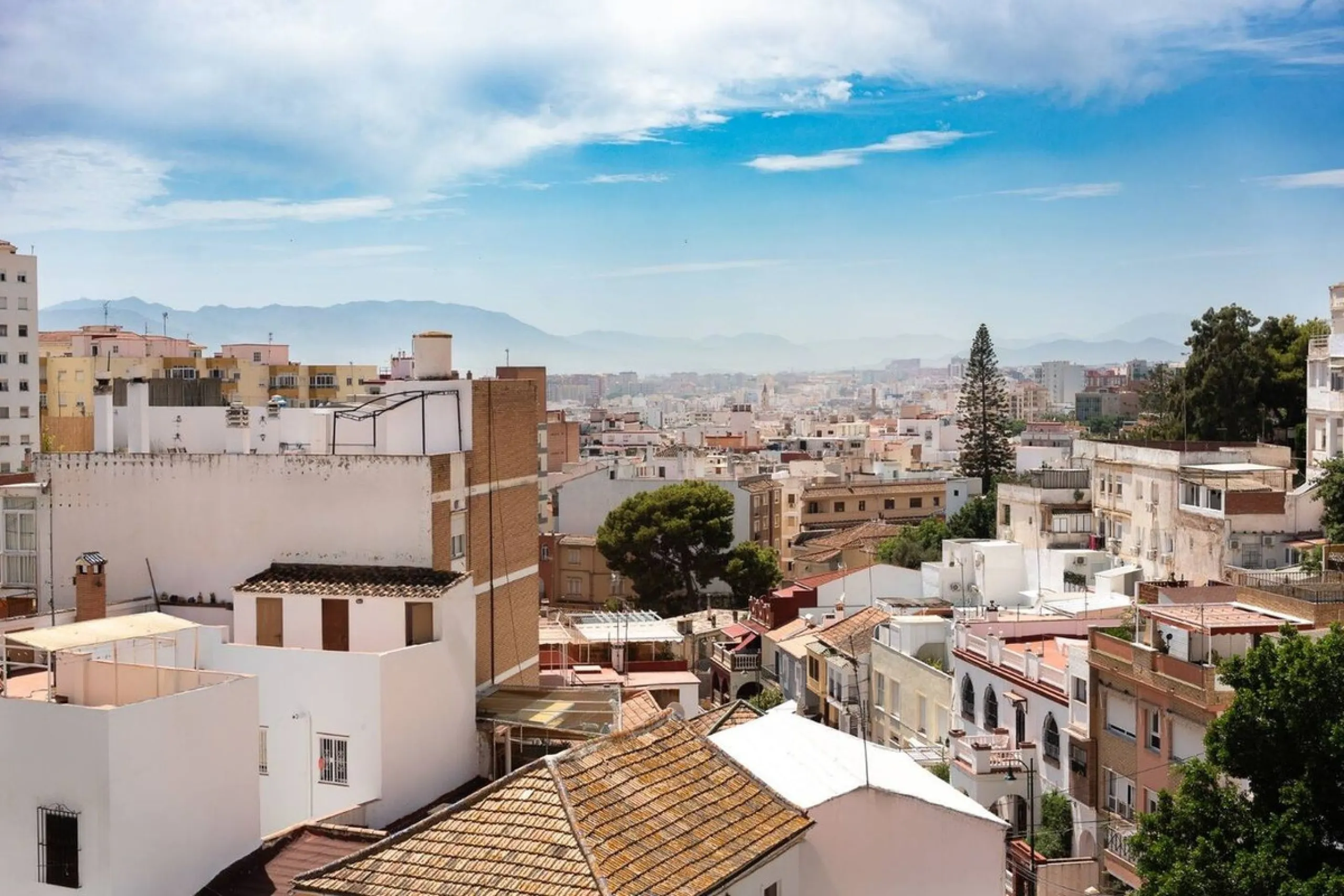 DUPLEX WITH MAGNIFICENT VIEWS - BRAND NEW! Ready to be enjoyed as a primary residence or for holiday rentals (licensed) or long-term stays. Access to the property is independent, via a steep staircase (no elevator) on the 3rd floor. The duplex features a 