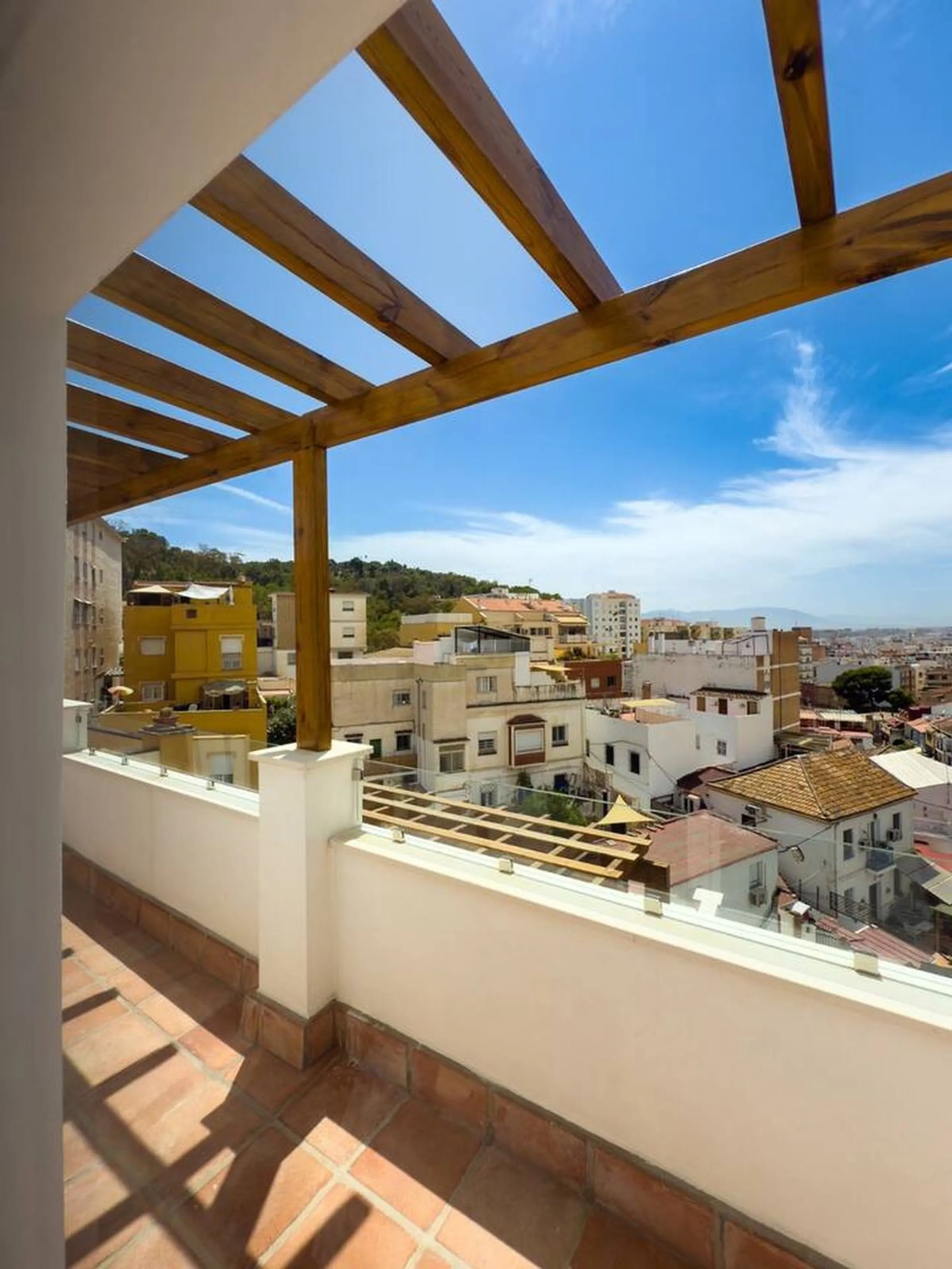 DUPLEX WITH MAGNIFICENT VIEWS - BRAND NEW! Ready to be enjoyed as a primary residence or for holiday rentals (licensed) or long-term stays. Access to the property is independent, via a steep staircase (no elevator) on the 3rd floor. The duplex features a 
