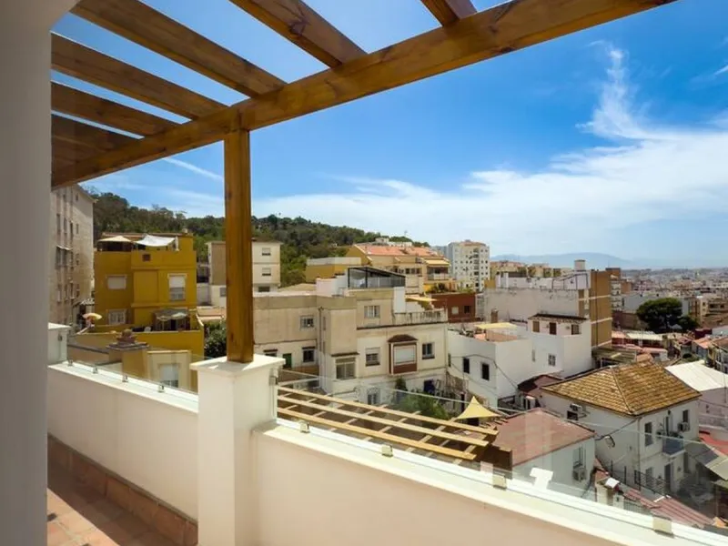 DUPLEX WITH MAGNIFICENT VIEWS - BRAND NEW! Ready to be enjoyed as a primary residence or for holiday rentals (licensed) or long-term stays. Access to the property is independent, via a steep staircase (no elevator) on the 3rd floor. The duplex features a 
