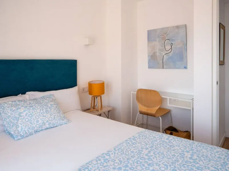DUPLEX WITH MAGNIFICENT VIEWS - BRAND NEW! Ready to be enjoyed as a primary residence or for holiday rentals (licensed) or long-term stays. Access to the property is independent, via a steep staircase (no elevator) on the 3rd floor. The duplex features a 