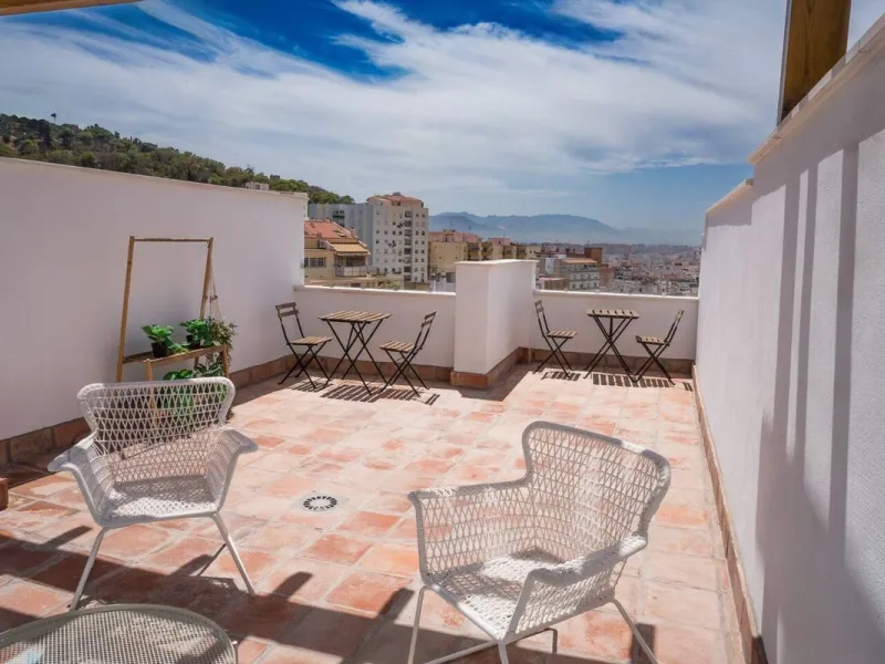 DUPLEX WITH MAGNIFICENT VIEWS - BRAND NEW! Ready to be enjoyed as a primary residence or for holiday rentals (licensed) or long-term stays. Access to the property is independent, via a steep staircase (no elevator) on the 3rd floor. The duplex features a 