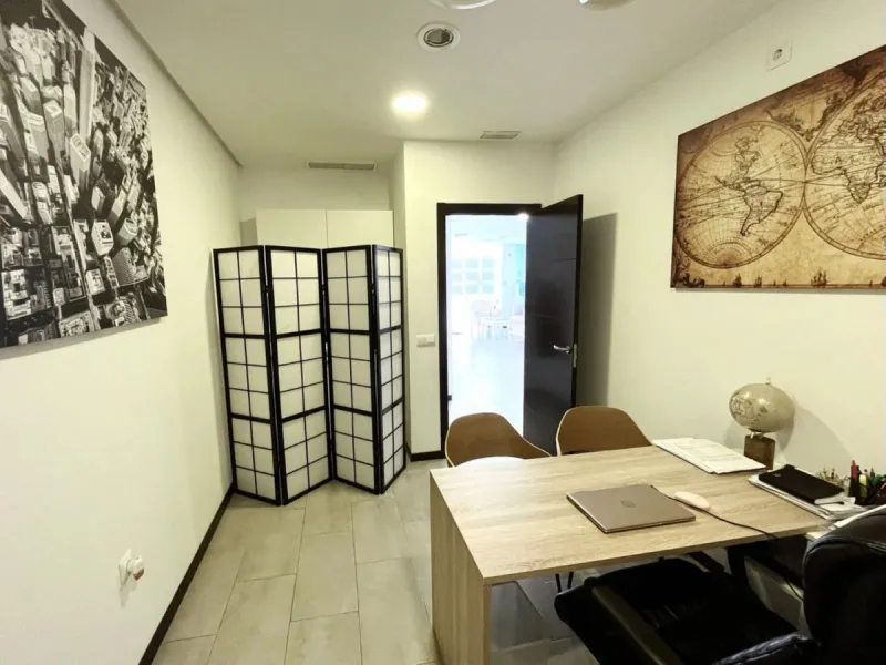 Commercial - Commercial Premises в продаже в Marbella, Málaga. Площадь дома 376 м²